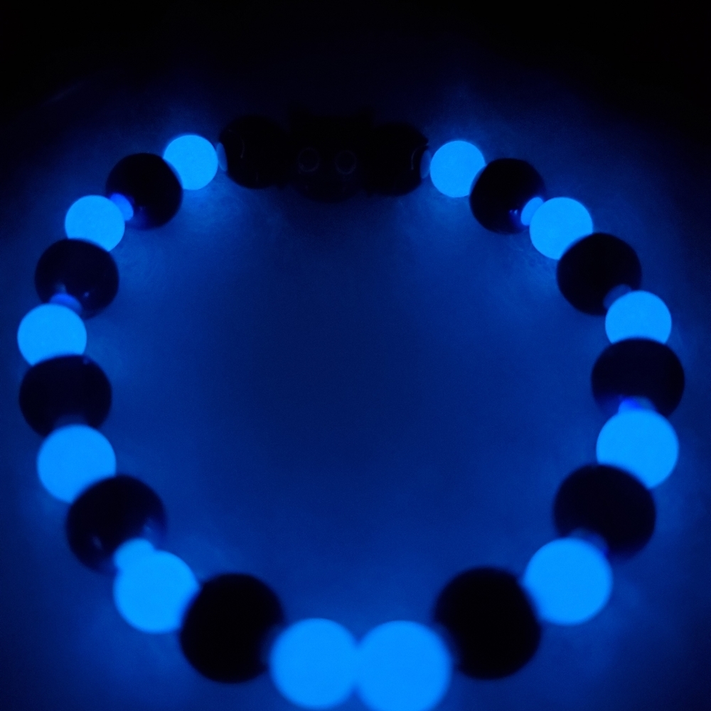 Bracelets - Picture 12 of 16